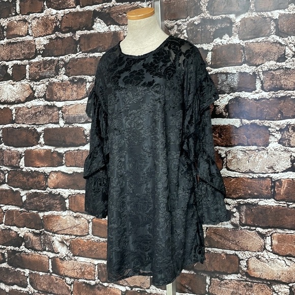 Love Rich Dress Womens Small S Black NWT Velvety & Blushing Ruffles Mini Floral - Picture 6 of 16